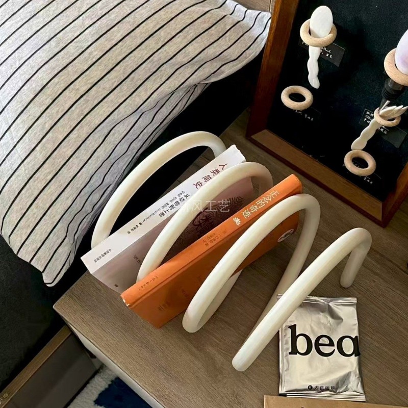 Home Decor Magazine - Yaratıcı Minimalist Metal Dergi Rafı Masaüstü
